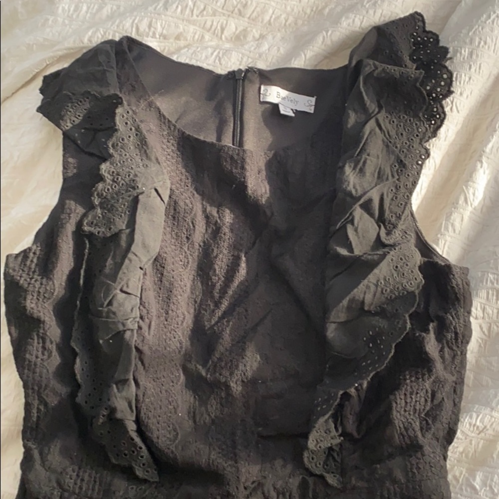 Islet wide leg jumpsuit with ruffles